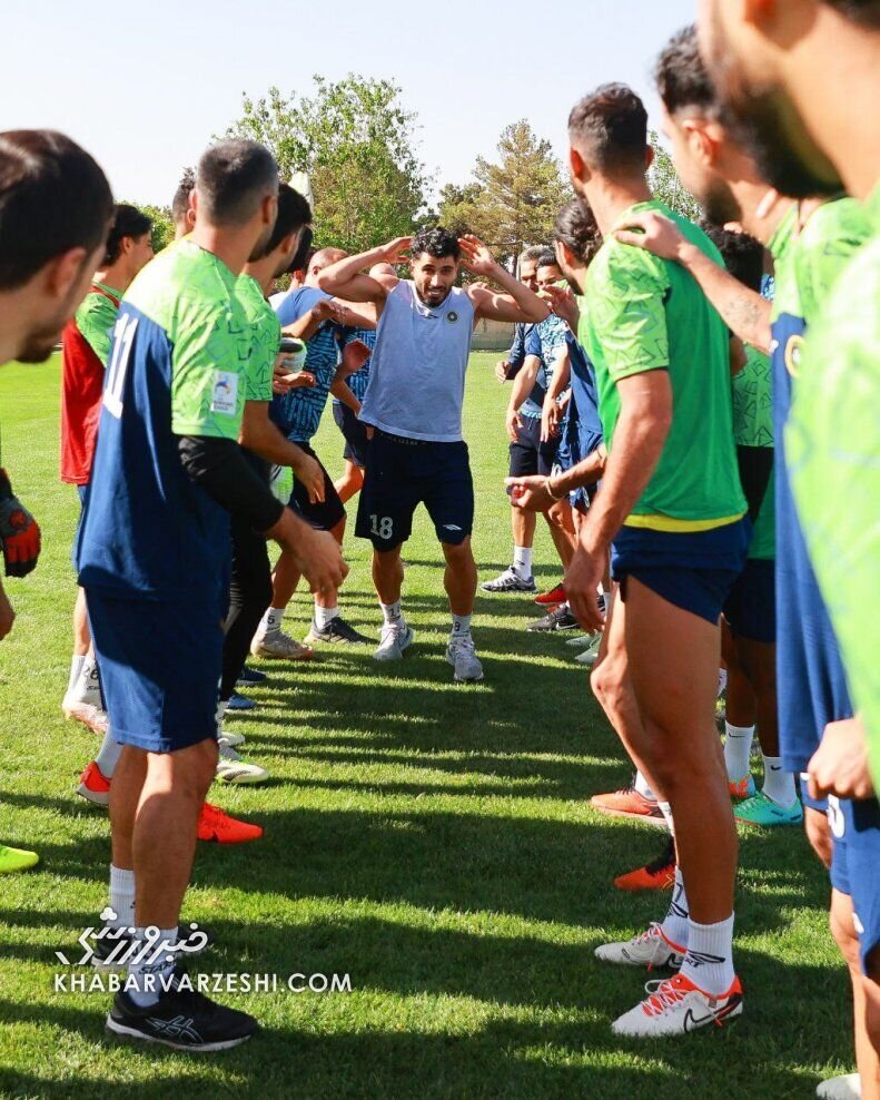 فرار مهره کلیدی سپاهان قبل از دیدار با پرسپولیس! | تصاویر