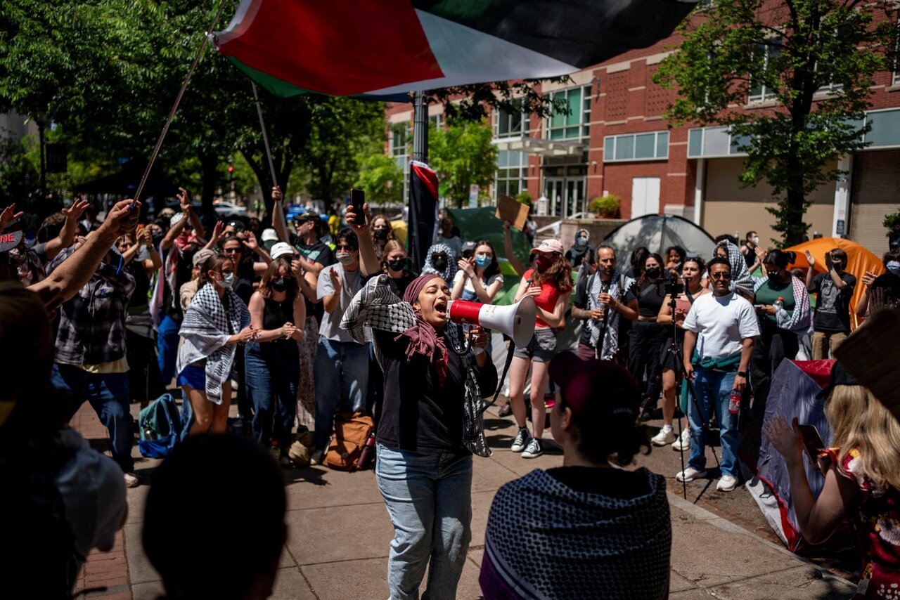 سرکوب اعتراضات دانشجویی در آمریکا