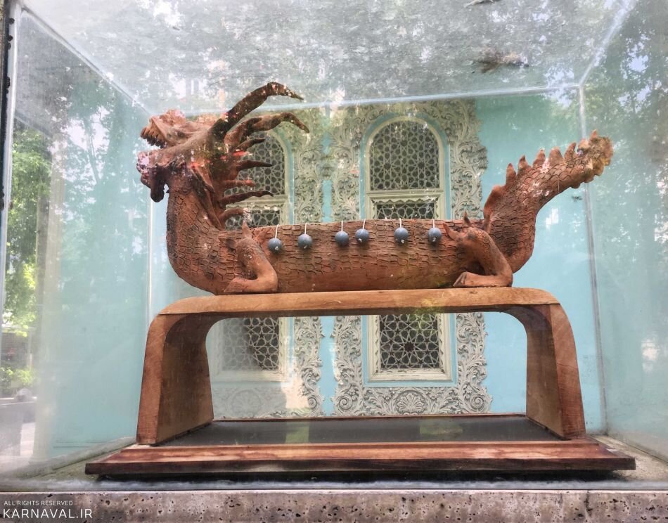 گشت و گذار در قصری که صاحبش فقط یکسال در آن بود | ماجرای قایق اژدها در بنای قاجاری