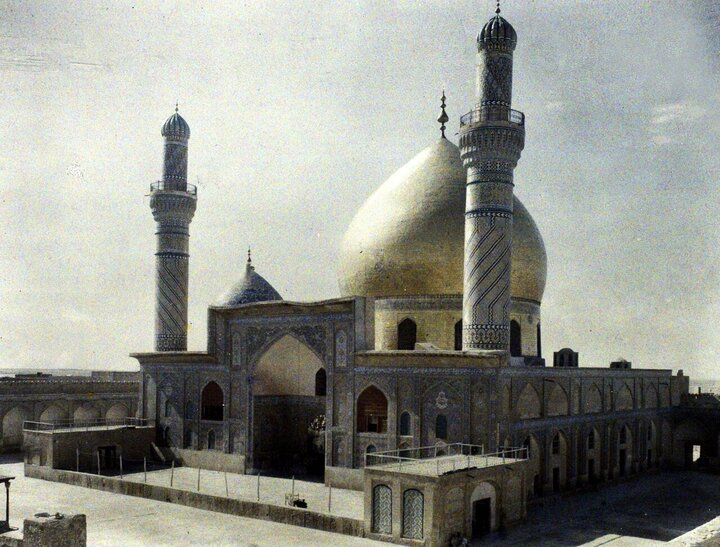 حرم مطهر عسکریین علیهم السلام – ۲۸ اردیبهشت سال ۱۳۰۶ شمسی – ساعت حدود قبل از غروب خورشید