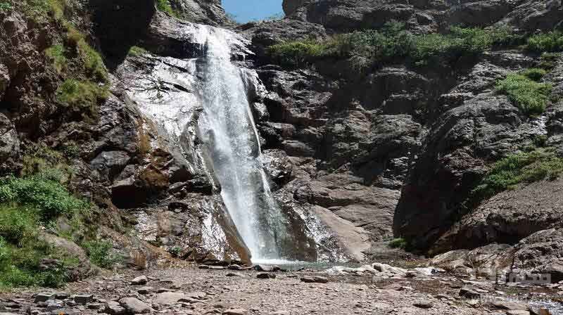 در حریم شمالی تهران کجا گردش کنیم؟ | حکمرانی بهار در ارتفاعات