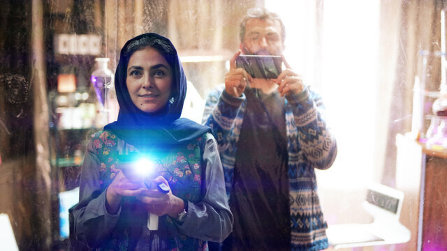 تصاویر کمتر دیده شده از مصطفی زمانی و خانم بازیگر در یک فیلم سینمایی | زمان اکران اعلام شد