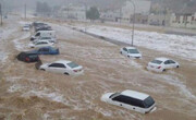 غرق شدن خودروها در خیابان های آنکارا ! | ویدئو