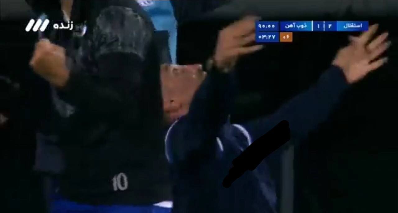صحنه ای که هاشمی نسب زانو زد | حتی خوشحال تر از گلزنی به پرسپولیس