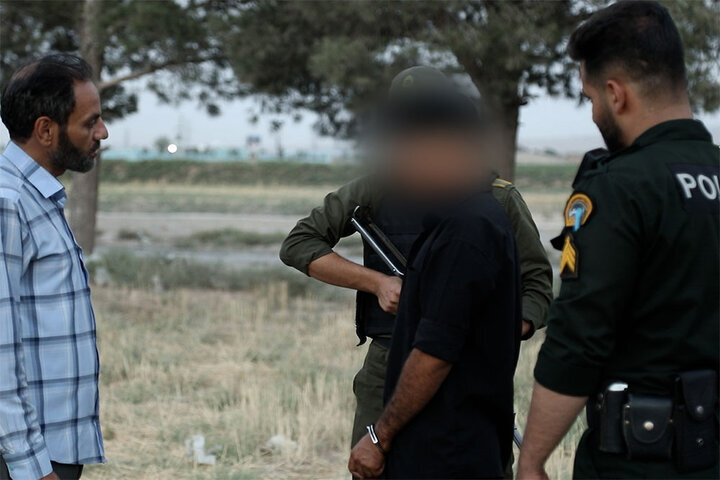 جزئیاتی عجیب از پرونده واقعی آزار دو دختر ۱۱ و ۱۶ ساله | برای پسرها هم اتفاقات بدی می افتاد و عکس و فیلم از آنها می گرفتند