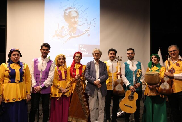 قصه باغ بزرگ، قصه گل قشنگ... | در مراسم بزرگداشت آقای حکایتی چه گذشت؟ | ویدئو