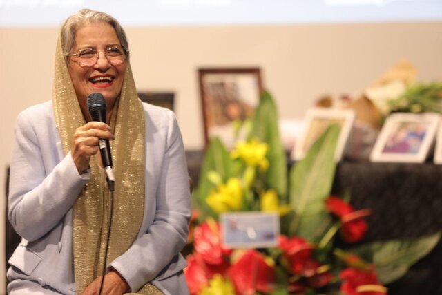 قصه باغ بزرگ، قصه گل قشنگ... | در مراسم بزرگداشت آقای حکایتی چه گذشت؟ | ویدئو