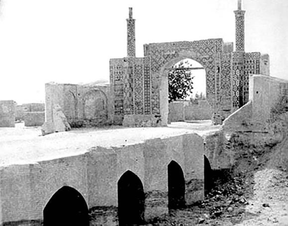 ورود مسافران خراسان و طبرستان از دروازه دولاب به تهران