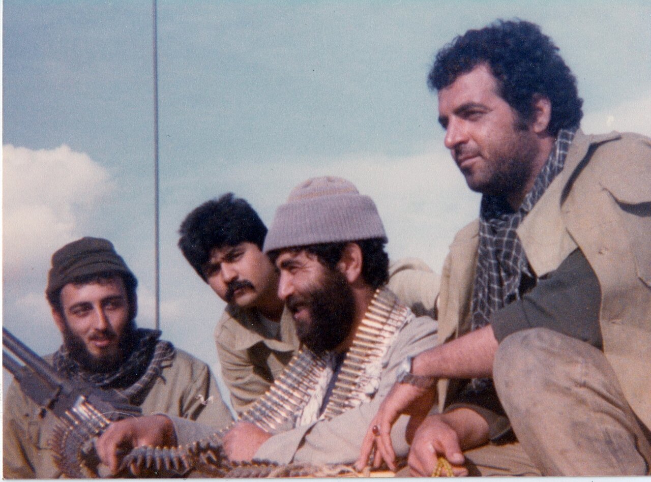 شهیدی که از لاتهای قبل از انقلاب بود+ تصاویر | در محله قمهکشی میکرد؛ از او میترسیدم تا اینکه ...