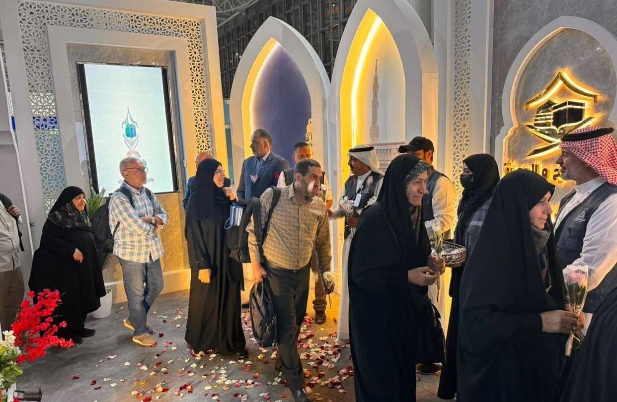 استقبال از نخستین کاروانهای زائران ایرانی حج تمتع | تصاویر