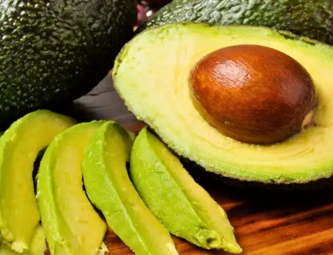 این میوهها را به هیچ عنوان در یخچال نگه ندارید