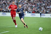 زین الدین زیدان پا به توپ شد | نمایش جادویی ستاره های فوتبال فرانسه