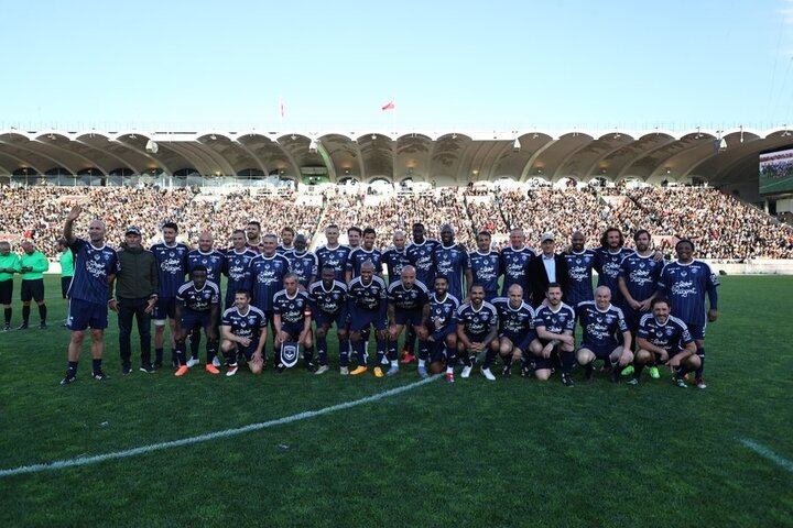 زین الدین زیدان پا به توپ شد | نمایش جادویی ستاره های فوتبال فرانسه