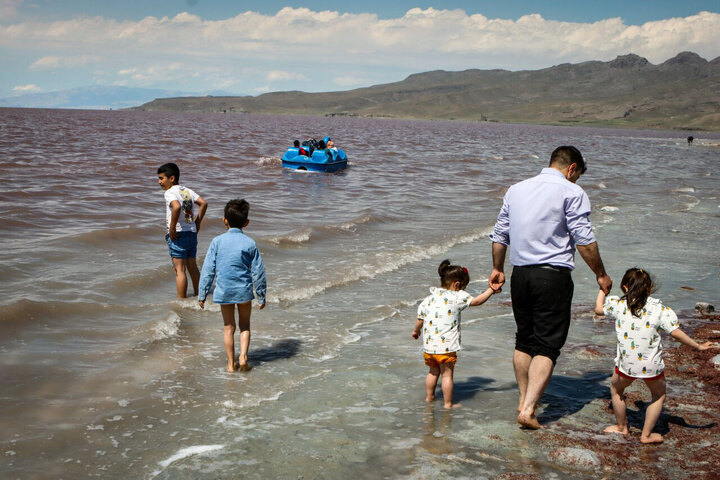 نفس تازه کردن دریاچه ارومیه  | تصاویر