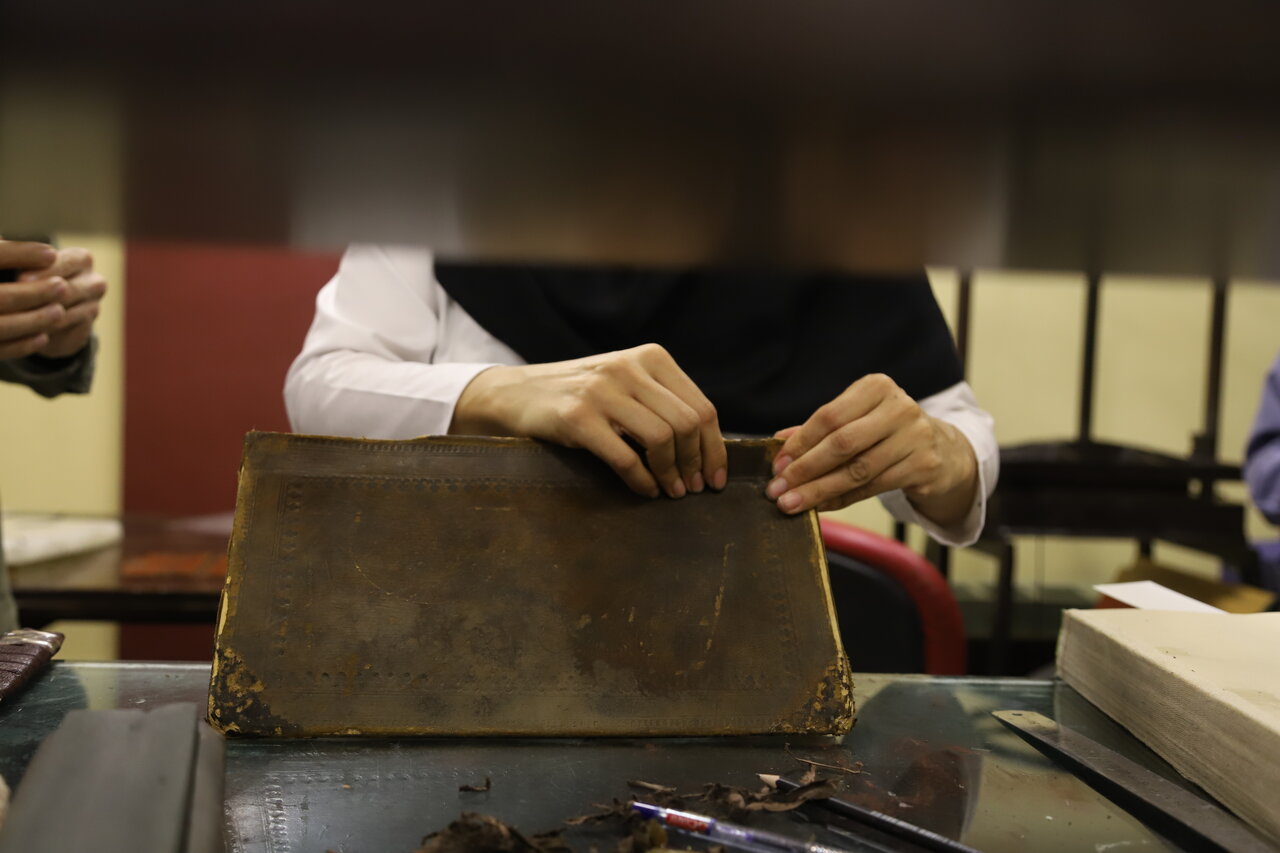 سفر به سرزمین ممنوعه کتابخانه و موزه ملی ملک