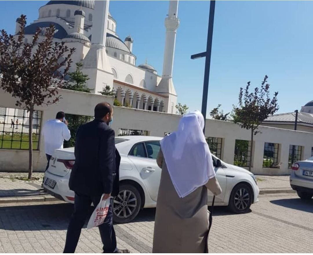 مولوی عبدالحمید در ترکیه