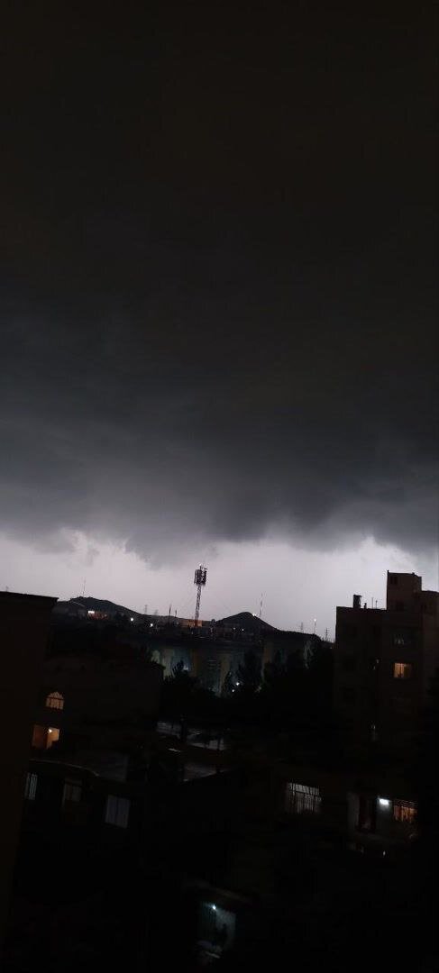 هم‌اکنون؛ تصویری عجیب از آسمان مشهد | عکس