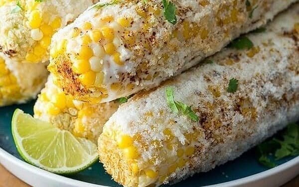 ۴ مدل سس هیجانانگیز برای پخت بلال با شیر بدون منقل و فر در خانه