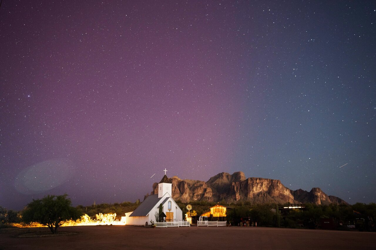 عکس | رقص شبانه خورشید ؛ تصاویر زیبا از یک پدید عجیب