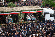 ببینید | تصاویر هوایی از حضور پرشور مردم بیرجند در تشییع پیکر شهید رئیسی