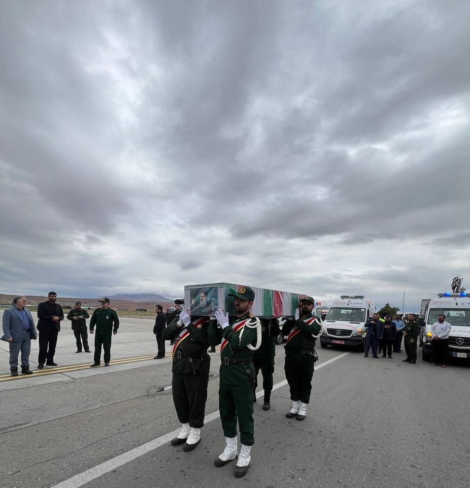 اولین تصویر از بازگشت تلخ رئیسجمهور از آخرین سفر استانی