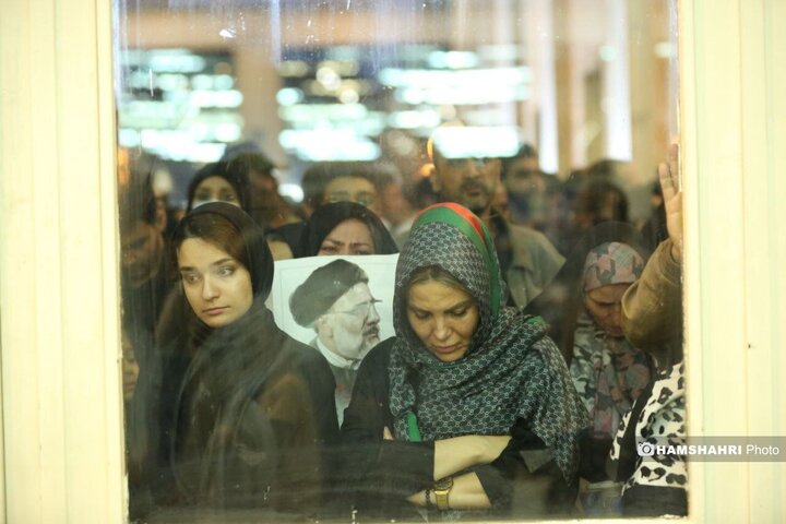 وداع با پیکر مطهر رئیس جمهور شهید در مصلی امام خمینی (ره)