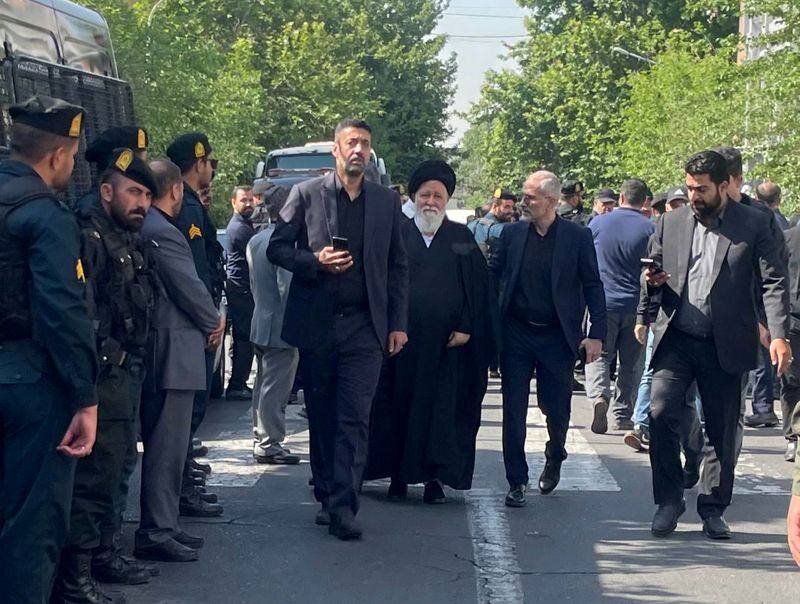 آیتالله علمالهدی، امام جمعه مشهد در مراسم تشییع پیکر شهید رئیسی