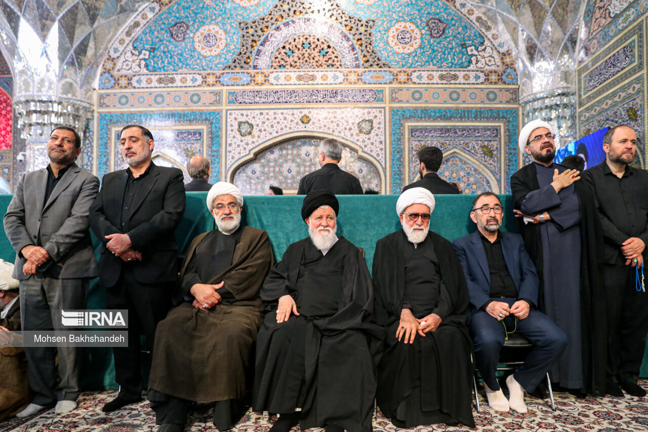 تصاویری از چهره غمگین آیتالله علمالهدی در سوگ شهید سید ابراهیم رئیسی