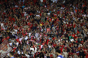 وضعیت ورزشگاه شمس‌آذر پس از نقص فنی  و بازیکنان پرسپولیس در زمین  | ویدئو
