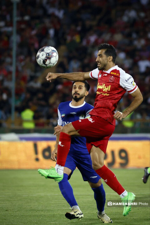 بازی پر گل ۴ بر ۳ سرخ‌پوشان| برتری پرسپولیس برابر استقلال خوزستان