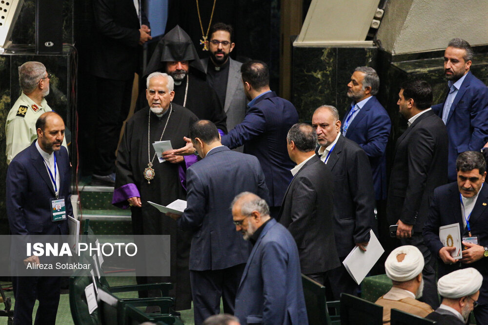 نمایندگان اقلیت های مذهبی در مجلس دوره جدید ؛ خانم نماینده زرتشتیان | تصاویر