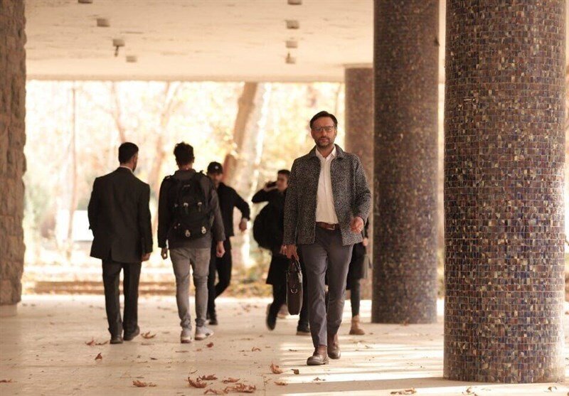 قرار نیست به خاطر بیآبرویی گذشته تو ما بیآبرو بشیم | جزئیاتی از فیلم جدید آزاده صمدی در سینما | تصاویر