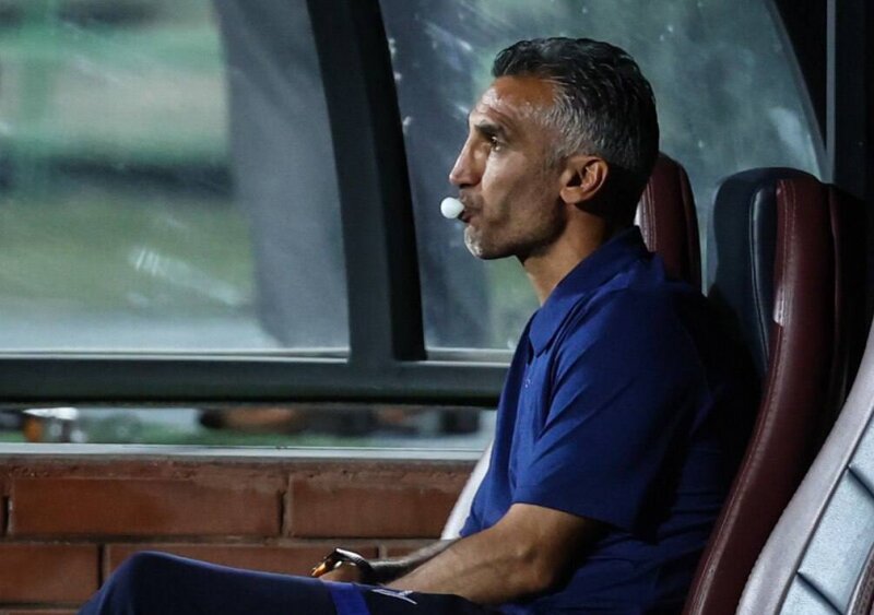 عکس | واکنش خاص هاشمی نسب به صدرنشینی دوباره پرسپولیس