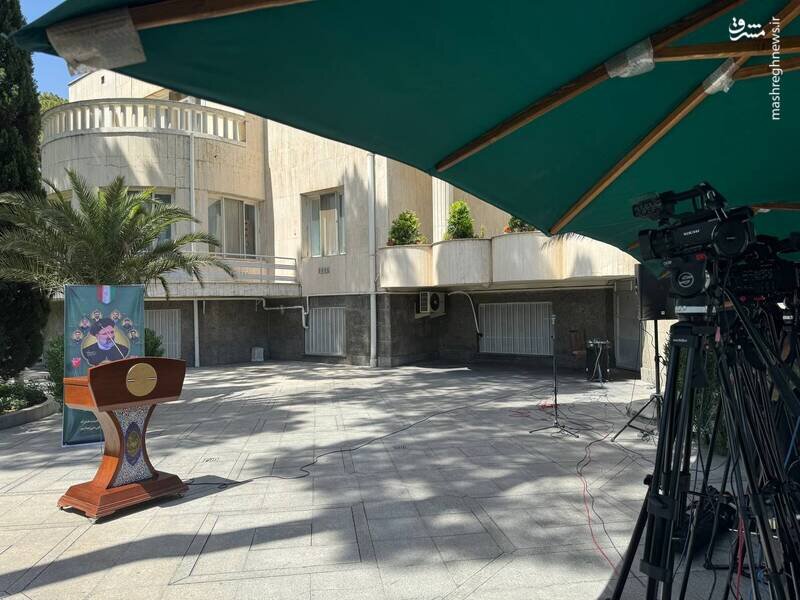 تصاویر غم انگیز از حیاط دولت پس از شهادت رئیسجمهور