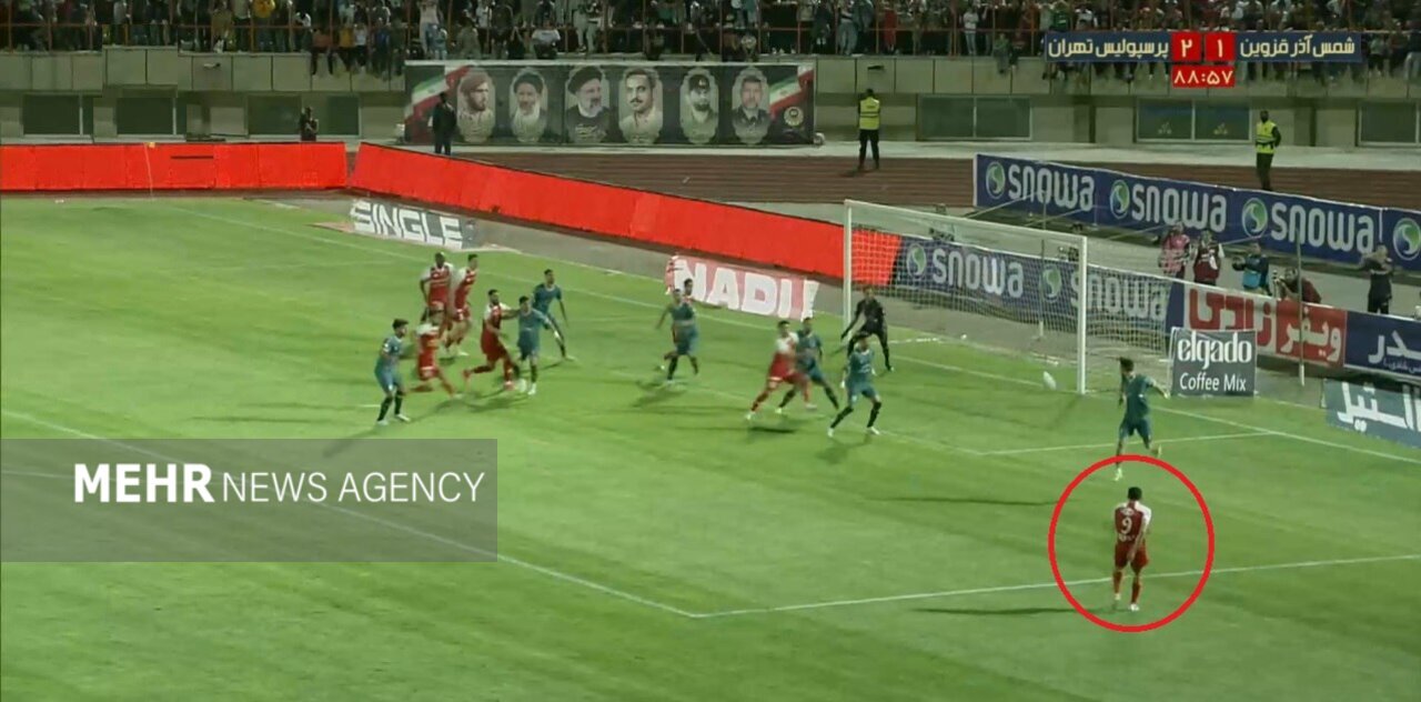 پرسپولیس مدیون هوش یک بازیکن | اشتباه دو بازیکن باز هم تکرار شد