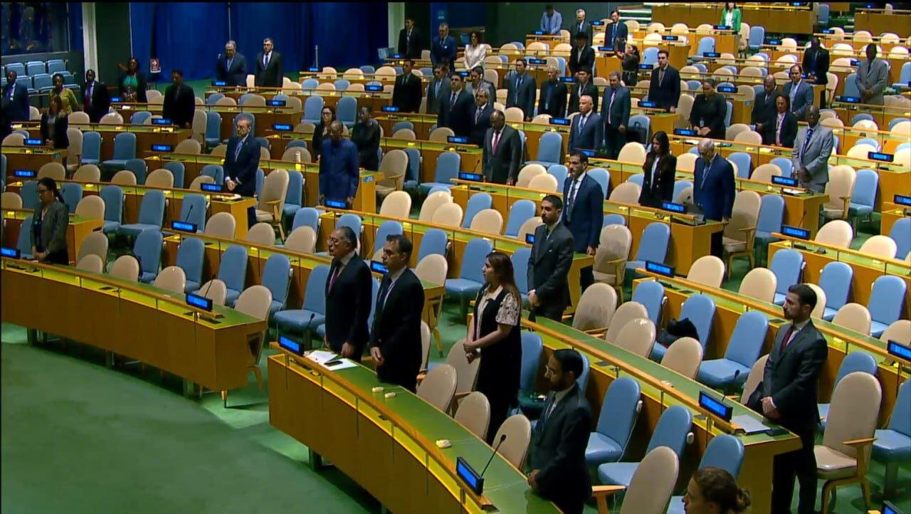 دبیرکل سازمان ملل: رئیسی در برهه ای چالش برانگیز ایران را هدایت کرد | گرامیداشت یاد شهید رئیسی + تصاویر