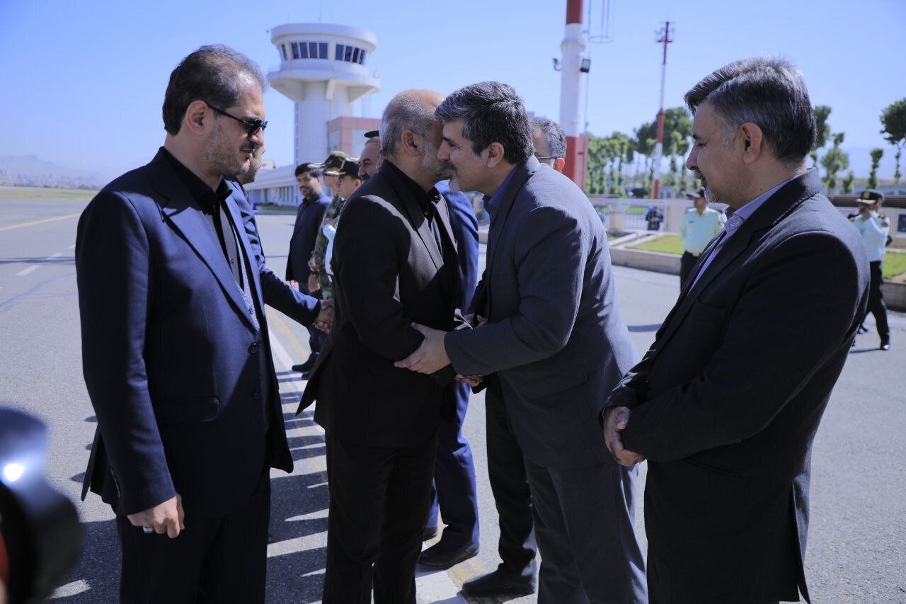 تصاویری از سفر احمد وحیدی به کردستان ؛ دلایل این سفر