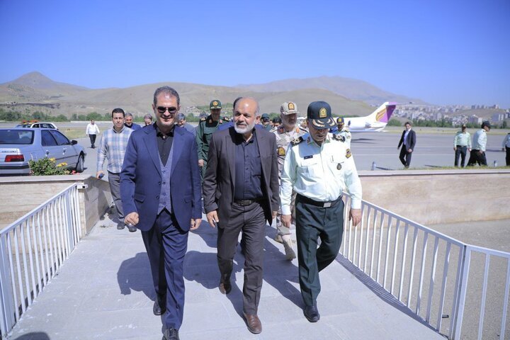 تصاویری از سفر احمد وحیدی به کردستان ؛ دلایل این سفر