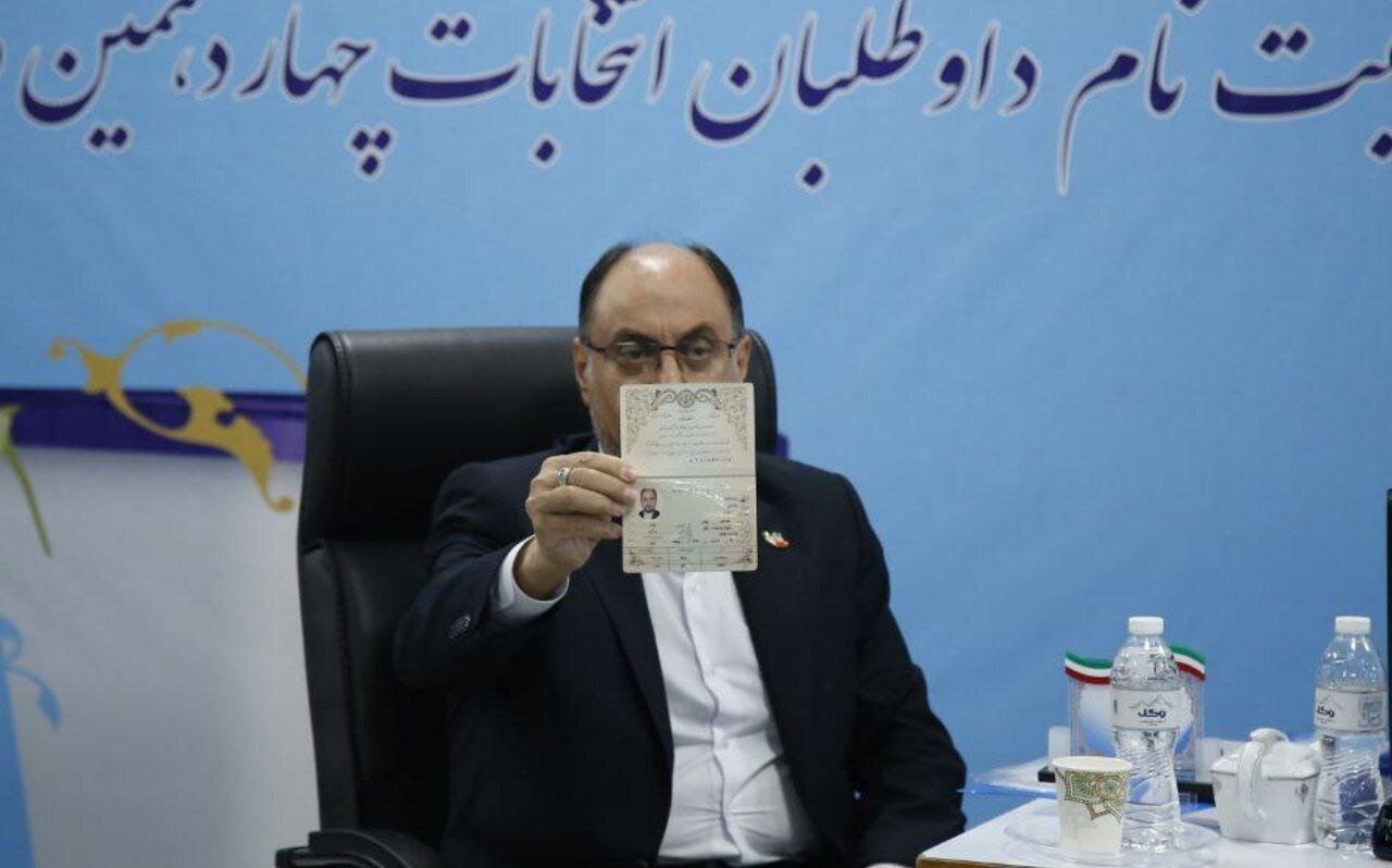 قابی از وحید حقانیان که همه عکاس ها منتظرش بودند | عکس