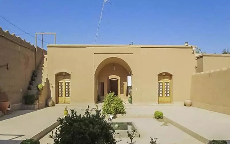 باغی به جامانده از قاجار که شاخص ترین آثار ملی کشور است