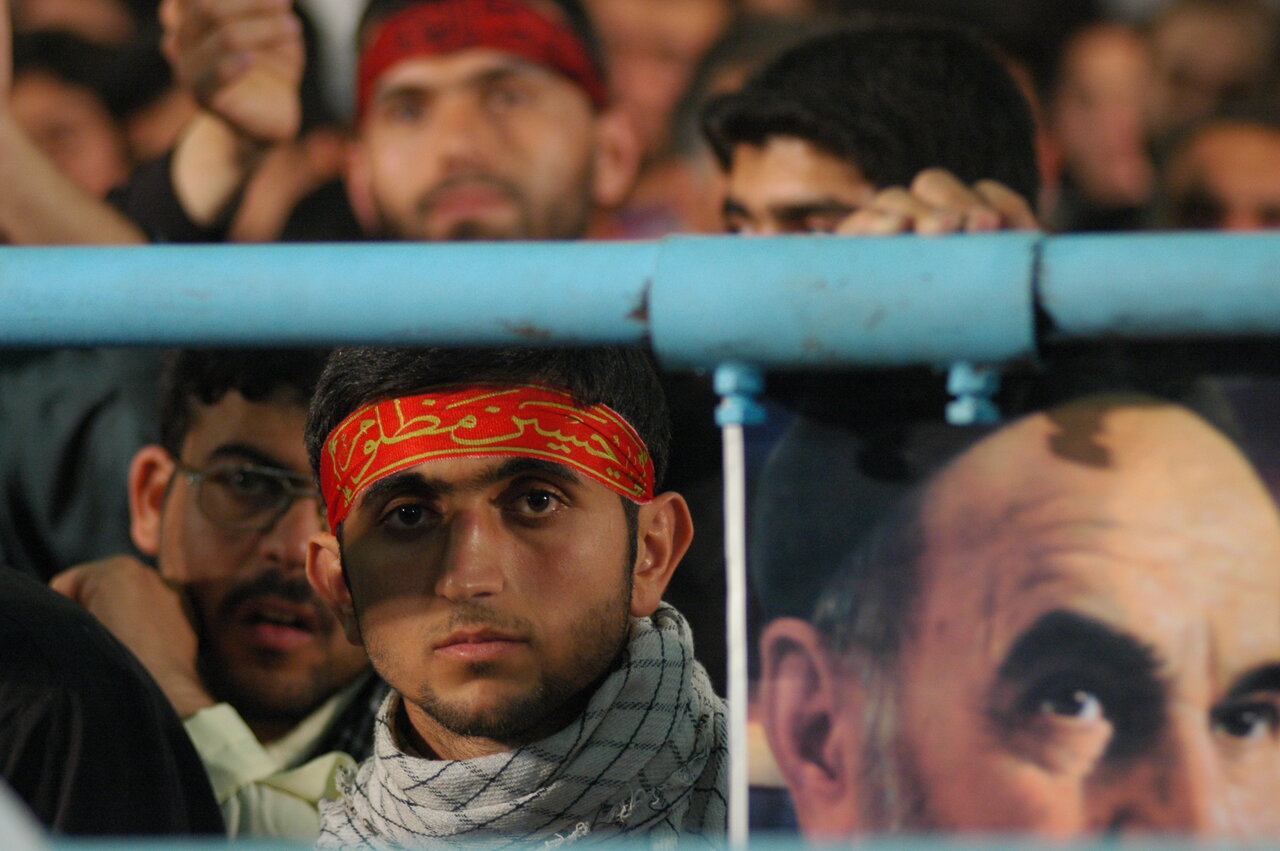 عکس های کمتر دیده شده از مراسم رحلت امام خمینی (ره) در دهه ۸۰