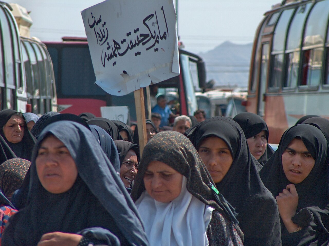 عکس های کمتر دیده شده از مراسم رحلت امام خمینی (ره) در دهه ۸۰