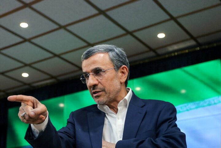 محمود احمدی نژاد از کاندیدای خاصی حمایت کرده است؟ | دفتر احمدی نژاد بیانیه داد