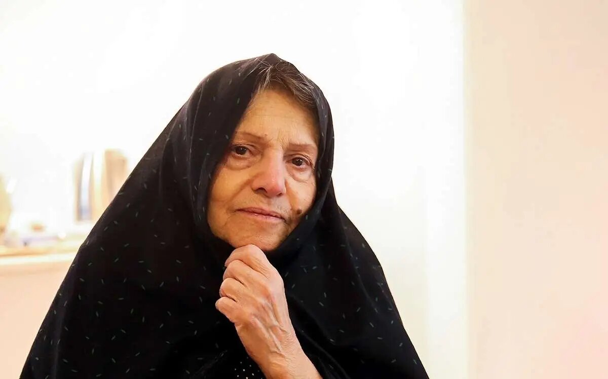 امام از نگاه عروس هایش؛ برخوردی گرم و دوستانه و از سر مهر داشتند
