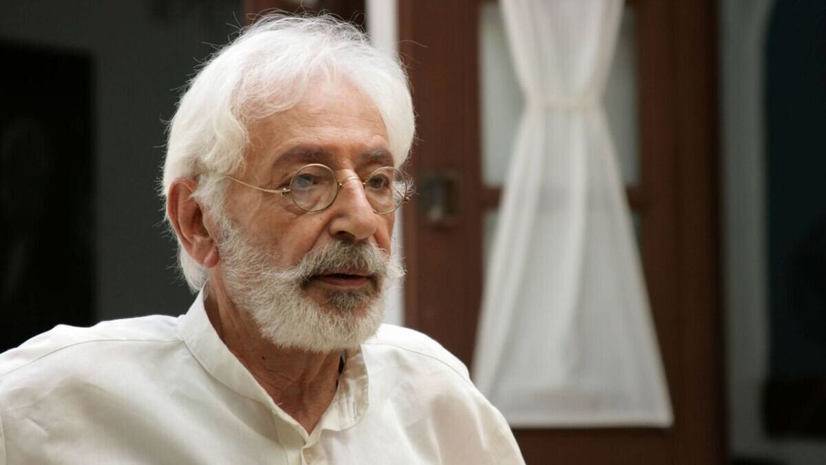 عکس جمشید مشایخی ۳۸ ساله کنار مرتضی احمدی ۴۸ ساله؛ سال ۱۳۵۱