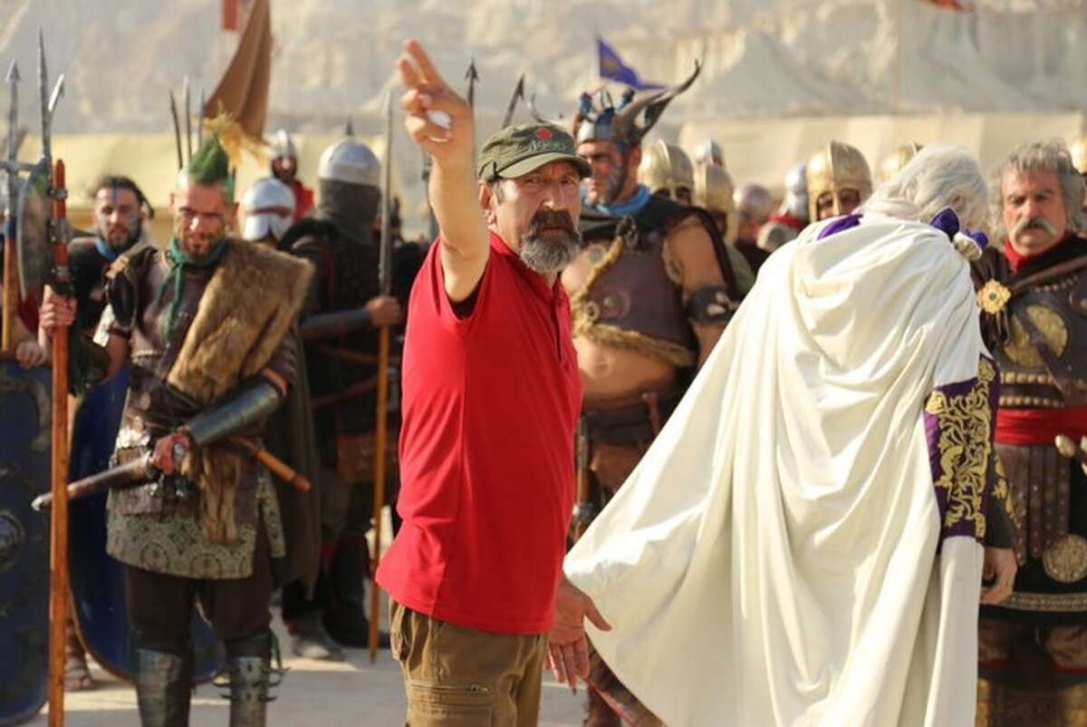 ۴۰ بازیگر از کشورهای خارجی در یک سریال ایرانی | سلمان فارسی به کجا رسید؟