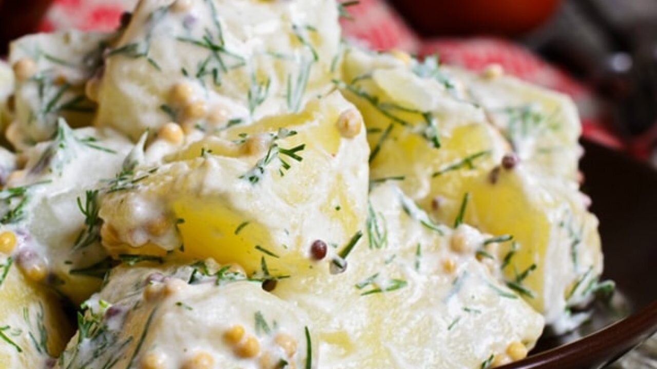 طرز تهیه چند نوع سالاد سیب زمینی خوشمزه