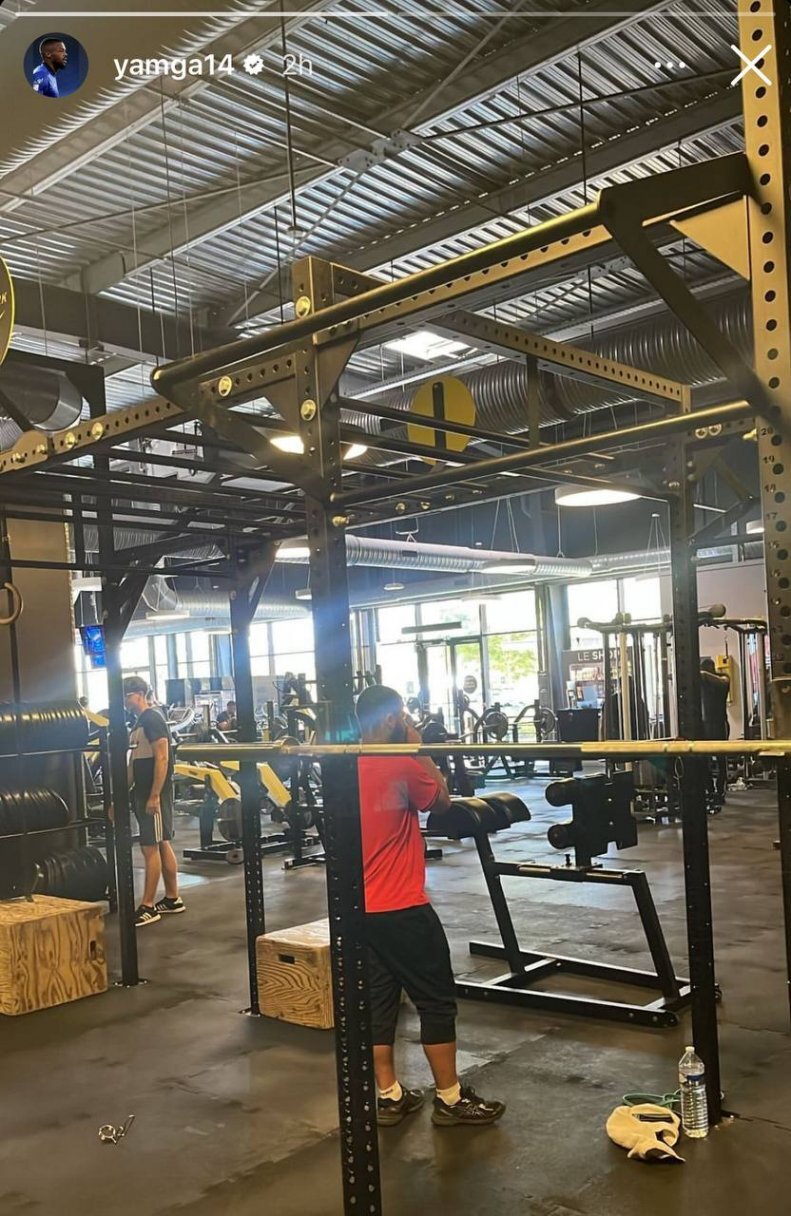 ستاره فرانسوی استقلال بعد از مدتها بدون چشمبند و عینک | ویدئو