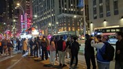 صف بلند حلال‌خوری در نیویورک | چرا شهروندان و توریست ها مدت ها برای غذای حلال انتظار می کشند؟