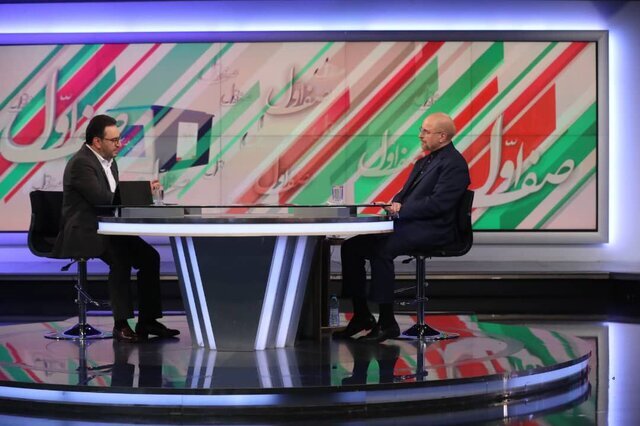 مجری مناظرهها همچنان در هالهای از ابهام